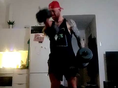 Snapshot of eltoulou chatting on February 12, 2025, 4:55 pm eltoulou online show from February 12, 2025, 4:55 pm