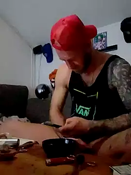 Snapshot of eltoulou chatting on February 8, 2025, 10:51 pm eltoulou online show from February 8, 2025, 10:51 pm