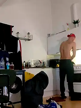 Snapshot of eltoulou chatting on February 8, 2025, 1:54 pm eltoulou online show from February 8, 2025, 1:54 pm