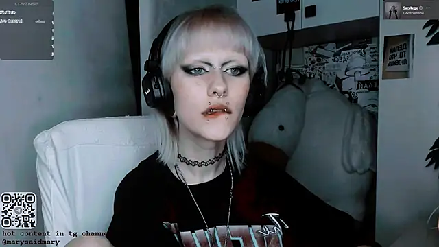 Snapshot of say_mary chatting on October 23, 2025, 3:54 pm say mary online show from October 23, 2025, 3:54 pm