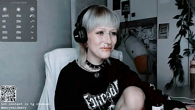 Snapshot of say_mary chatting on October 18, 2025, 6:54 pm say mary online show from October 18, 2025, 6:54 pm