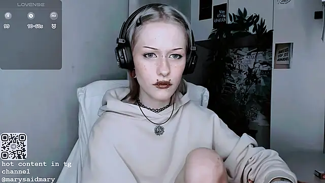 Snapshot of say_mary chatting on September 30, 2025, 8:04 pm say mary online show from September 30, 2025, 8:04 pm