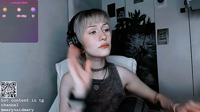 Snapshot of say_mary chatting on September 28, 2025, 7:54 pm say mary online show from September 28, 2025, 7:54 pm