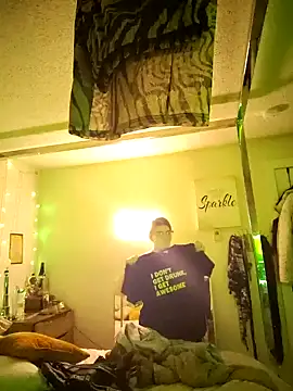 Snapshot of BeckiTooSweet chatting on December 31, 2024, 11:53 am BeckiTooSweet online show from December 31, 2024, 11:53 am