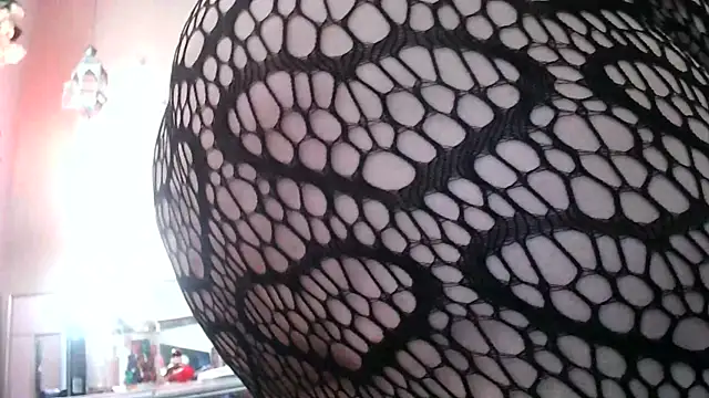 Snapshot of BeckiTooSweet chatting on March 1, 2025, 5:05 pm BeckiTooSweet online show from March 1, 2025, 5:05 pm