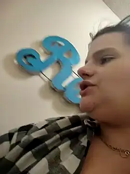 Snapshot of BeckiTooSweet chatting on February 27, 2025, 2:57 am BeckiTooSweet online show from February 27, 2025, 2:57 am