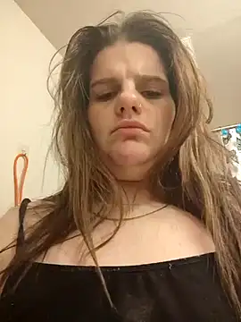 Snapshot of BeckiTooSweet chatting on December 27, 2024, 12:01 pm BeckiTooSweet online show from December 27, 2024, 12:01 pm