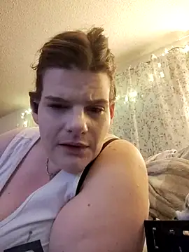 Snapshot of BeckiTooSweet chatting on February 25, 2025, 10:48 am BeckiTooSweet online show from February 25, 2025, 10:48 am