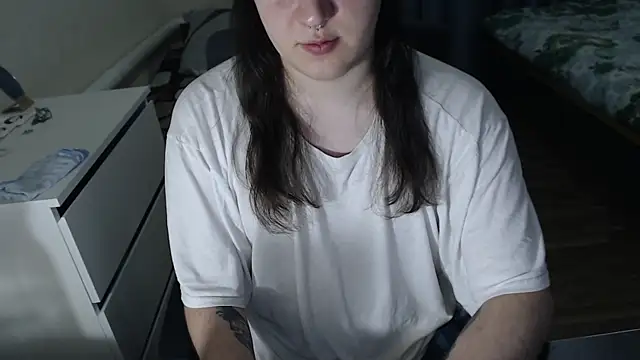 EvaMiron online show from November 23, 2025, 6:29 pm