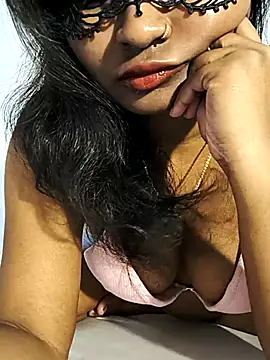 Snapshot of FANTASY_QUEEN_07 chatting on September 23, 2025, 9:05 am FANTASY QUEEN 07 online show from September 23, 2025, 9:05 am