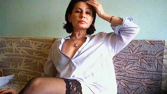 Mat Elenore online show from March 4, 2025, 2:53 pm