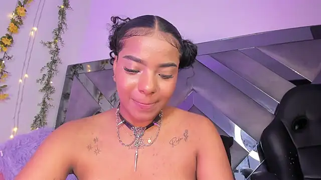 Iris hott1 online show from January 18, 2025, 6:56 am