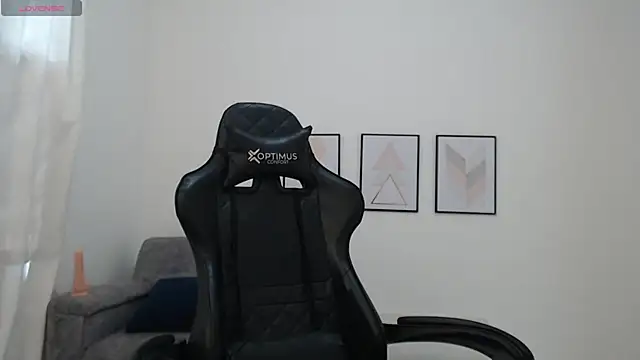 natalia curvy1 online show from October 7, 2025, 5:58 pm