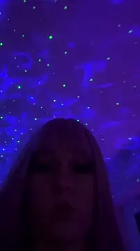 kinkygirl420x online show from November 19, 2025, 7:36 pm