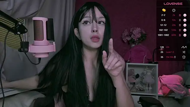 Snapshot of berrybaebaby chatting on September 29, 2025, 3:24 am berrybaebaby online show from September 29, 2025, 3:24 am