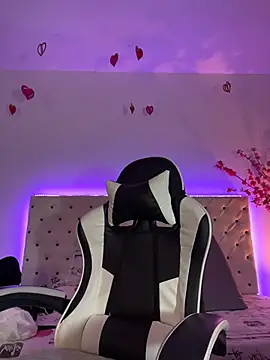 Elektra Queen online show from March 16, 2026, 1:26 pm