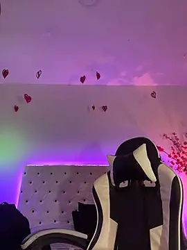 Elektra Queen online show from April 7, 2026, 1:13 pm