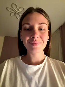 Snapshot of JasminJames chatting on October 14, 2025, 10:20 pm JasminJames online show from October 14, 2025, 10:20 pm