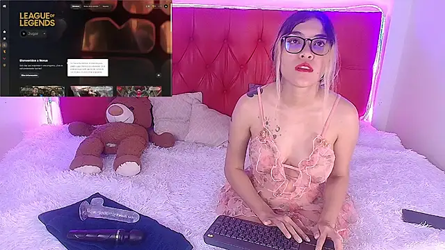 Little Cuttie  online show from March 3, 2025, 4:32 am