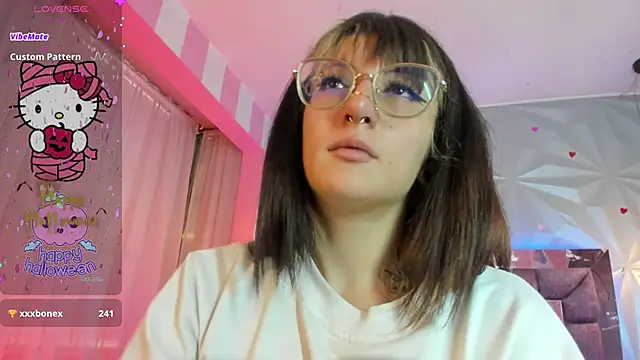 Snapshot of Candy_morgan412 chatting on October 22, 2025, 12:15 pm Candy morgan412 online show from October 22, 2025, 12:15 pm