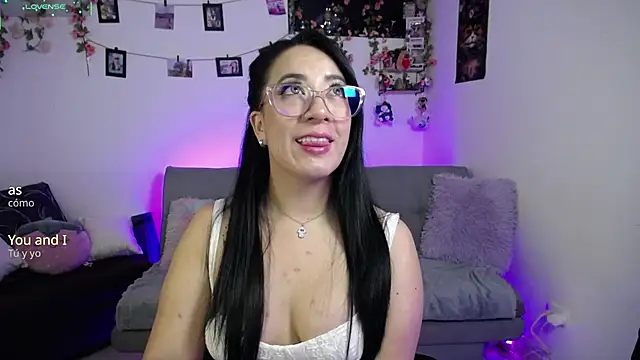 77Scarlett online show from July 16, 2026, 4:20 am