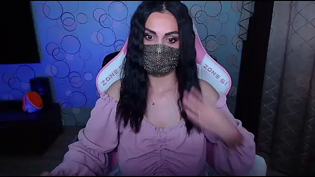   Yasmina   online show from October 2, 2025, 4:49 am