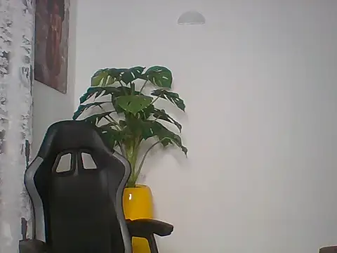 rosey cheeks online show from April 10, 2026, 1:34 am