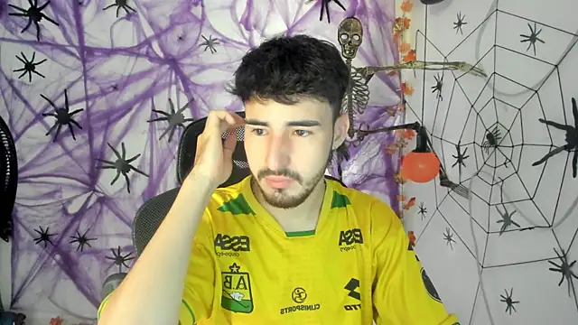 DmitriSanders online show from October 6, 2025, 3:46 pm