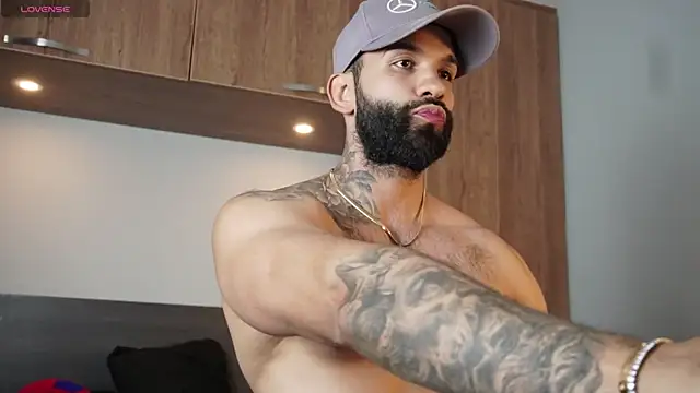 Snapshot of MarkHazze chatting on September 22, 2025, 12:27 am MarkHazze online show from September 22, 2025, 12:27 am