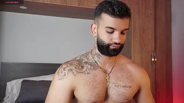 Snapshot of MarkHazze chatting on September 29, 2025, 12:17 am MarkHazze online show from September 29, 2025, 12:17 am