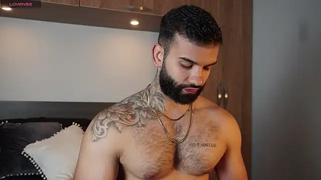 Snapshot of MarkHazze chatting on September 18, 2025, 9:40 pm MarkHazze online show from September 18, 2025, 9:40 pm