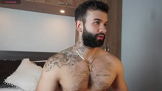 Snapshot of MarkHazze chatting on September 22, 2025, 9:43 pm MarkHazze online show from September 22, 2025, 9:43 pm