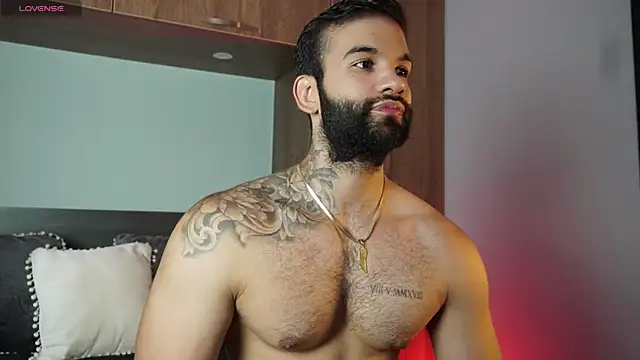 Snapshot of MarkHazze chatting on October 20, 2025, 9:59 pm MarkHazze online show from October 20, 2025, 9:59 pm