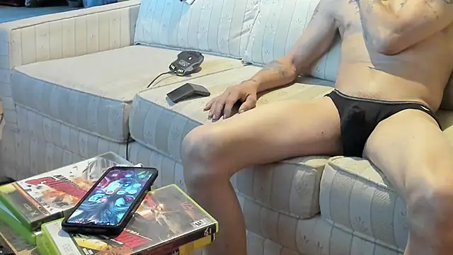 jayshort786 online show from September 17, 2025, 1:13 pm