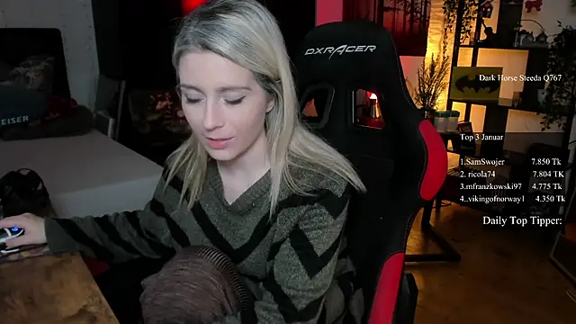Lisaonthemoon online show from January 30, 2025, 7:15 pm