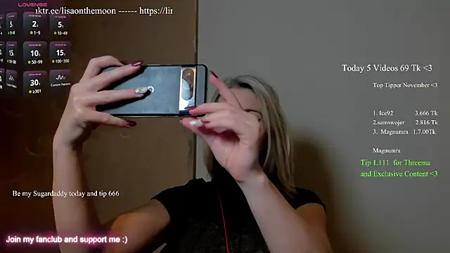 Lisaonthemoon online show from November 18, 2025, 5:16 pm