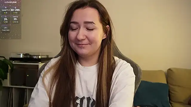 Megan  Hart online show from October 1, 2025, 9:25 am