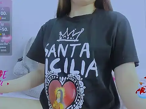 Linh diudang online show from December 17, 2025, 2:27 am