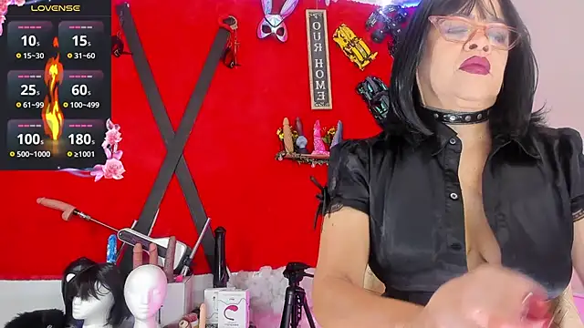 Snapshot of jena_derboo chatting on September 25, 2025, 10:32 am jena derboo online show from September 25, 2025, 10:32 am