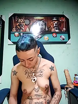 Snapshot of real_fenix chatting on October 22, 2025, 3:00 pm real fenix online show from October 22, 2025, 3:00 pm