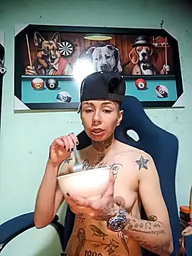 Snapshot of real_fenix chatting on October 30, 2025, 7:22 pm real fenix online show from October 30, 2025, 7:22 pm