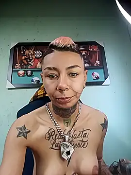 Snapshot of real_fenix chatting on October 12, 2025, 2:18 pm real fenix online show from October 12, 2025, 2:18 pm