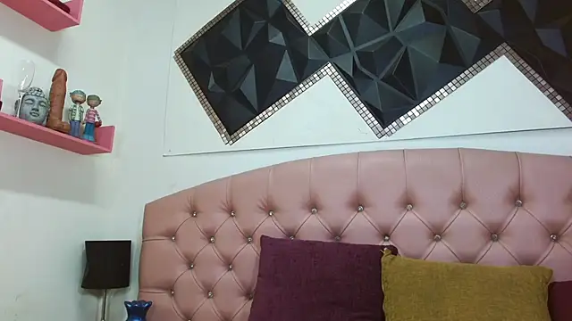 andrea safeira doll online show from February 26, 2026, 8:31 pm