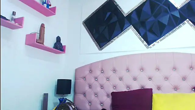 Snapshot of andrea_safeira_doll chatting on October 1, 2025, 11:19 pm andrea safeira doll online show from October 1, 2025, 11:19 pm