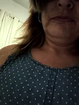 Snapshot of TexaSMESS_37 chatting on October 25, 2025, 5:17 am TexaSMESS 37 online show from October 25, 2025, 5:17 am