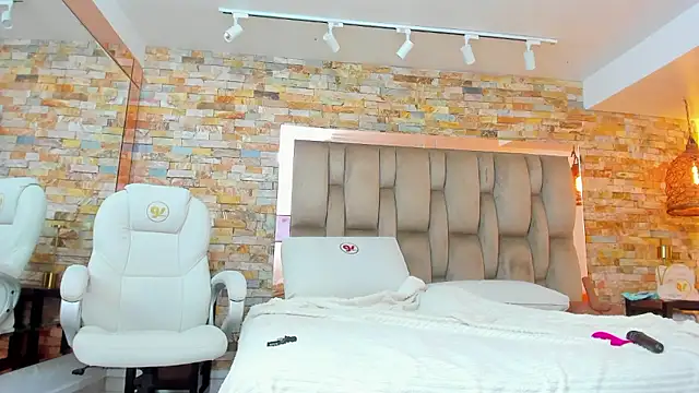 Snapshot of karla_dunn chatting on January 14, 2026, 9:07 pm karla dunn online show from January 14, 2026, 9:07 pm