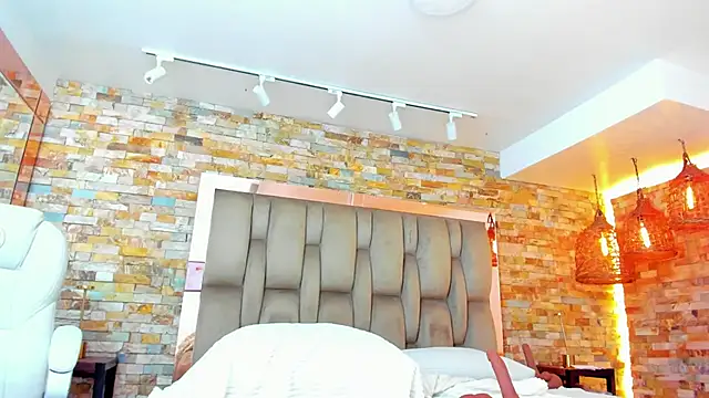 Snapshot of karla_dunn chatting on November 14, 2025, 8:45 pm karla dunn online show from November 14, 2025, 8:45 pm