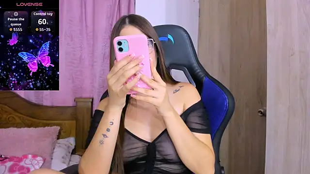 ParisShayk online show from September 26, 2025, 6:04 pm