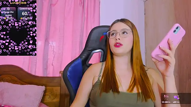 ParisShayk online show from February 13, 2025, 6:37 pm