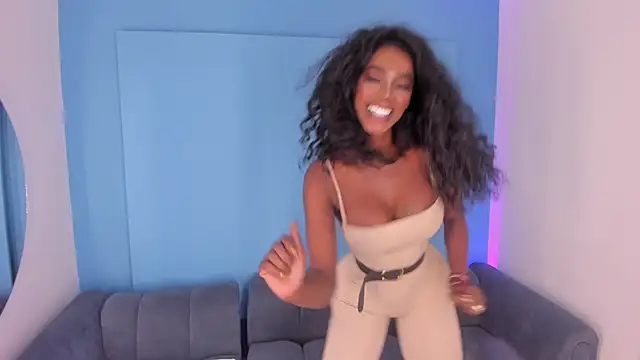 shantallknowless online show from December 2, 2025, 1:46 pm